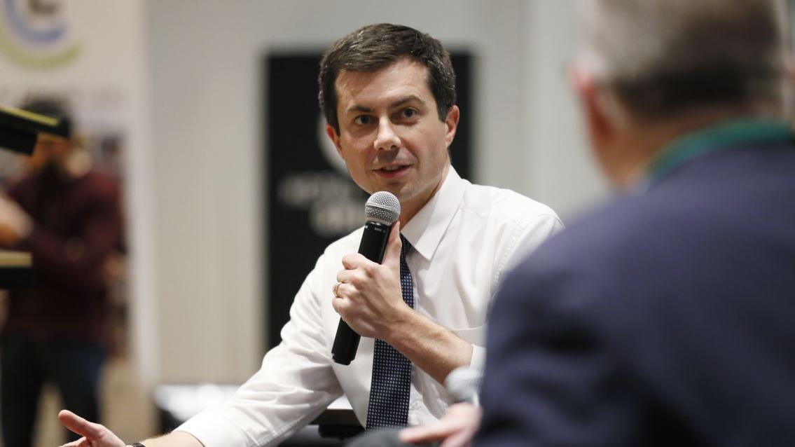 Obama administration chief economic adviser Austan Goolsbee discusses his decision to support Pete Buttigieg in the 2020 presidential race and the candidate’s economic policies.
