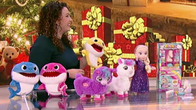 The Toy Insider editor in chief Marissa DiBartolo shows FOX Business' Maria Bartiromo this season's hottest toys, including tempo-control Baby Shark song puppets, singing Frozen Elsa doll and Star Wars D-O interactive droid.