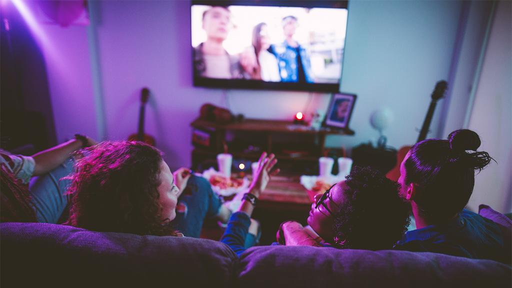 Mediatech Capital Partners managing partner Porter Bibb weighs in on the streaming wars and says Netflix will need to find a buyer soon because it is not making a profit. 