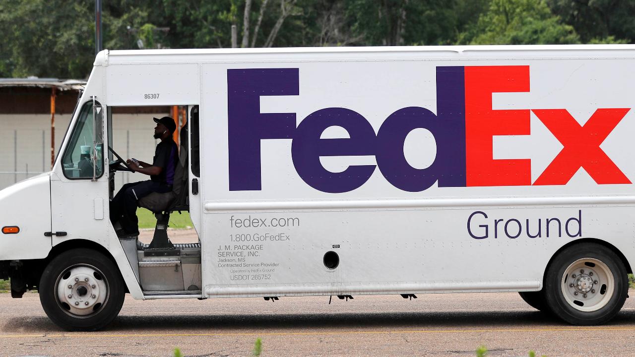 FOX Business' Jackie DeAngelis discusses why Amazon is steering clear of FedEx ground shipping.
