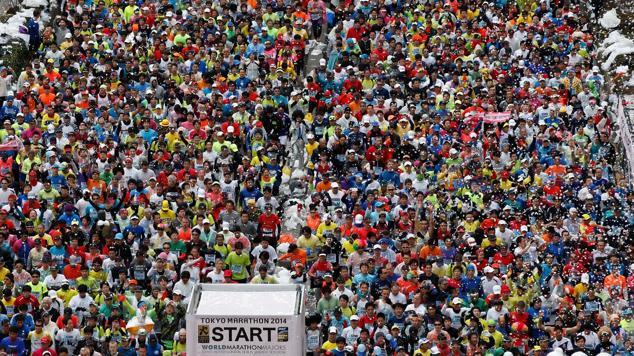 Marathon runner Christine McGrory expresses her disappointment in the Tokyo Marathon being canceled due to the coronavirus. American ultra-marathon runner Dean Karnazes sympathizes.