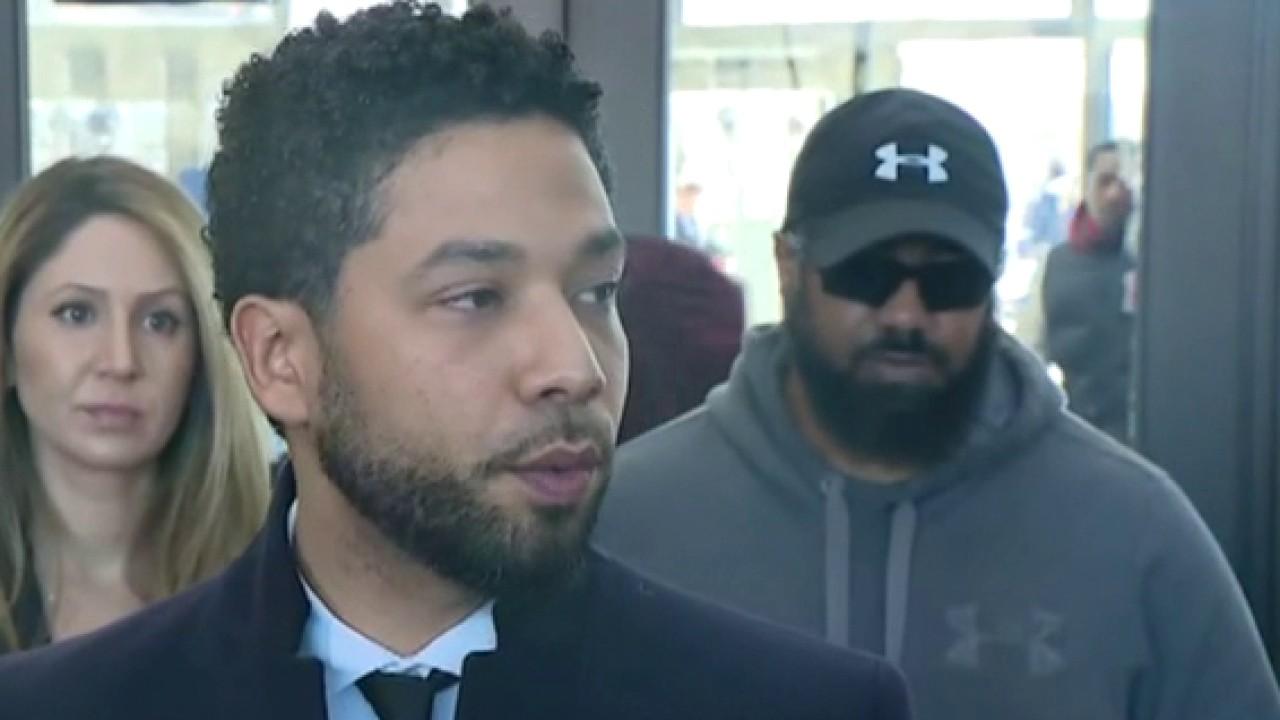 'How to Become a Federal Criminal' author Mike Chase talks about former 'Empire' actor Jussie Smollett getting indicted on six counts for allegedly lying to police about the January 2019 attack.