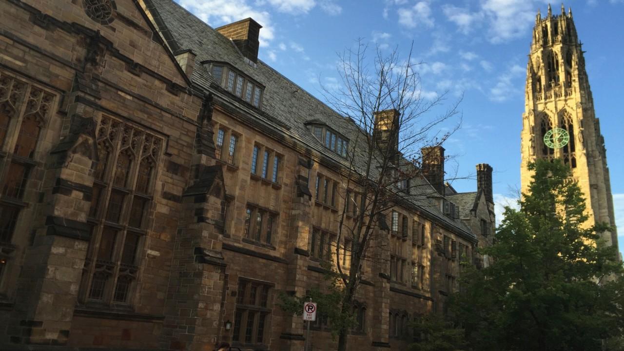 The U.S. is investigating Harvard and Yale for allegedly receiving secret funding from foreign governments after one professor was arrested for lying about receiving money from China. FOX Business’ Susan Li with more. 