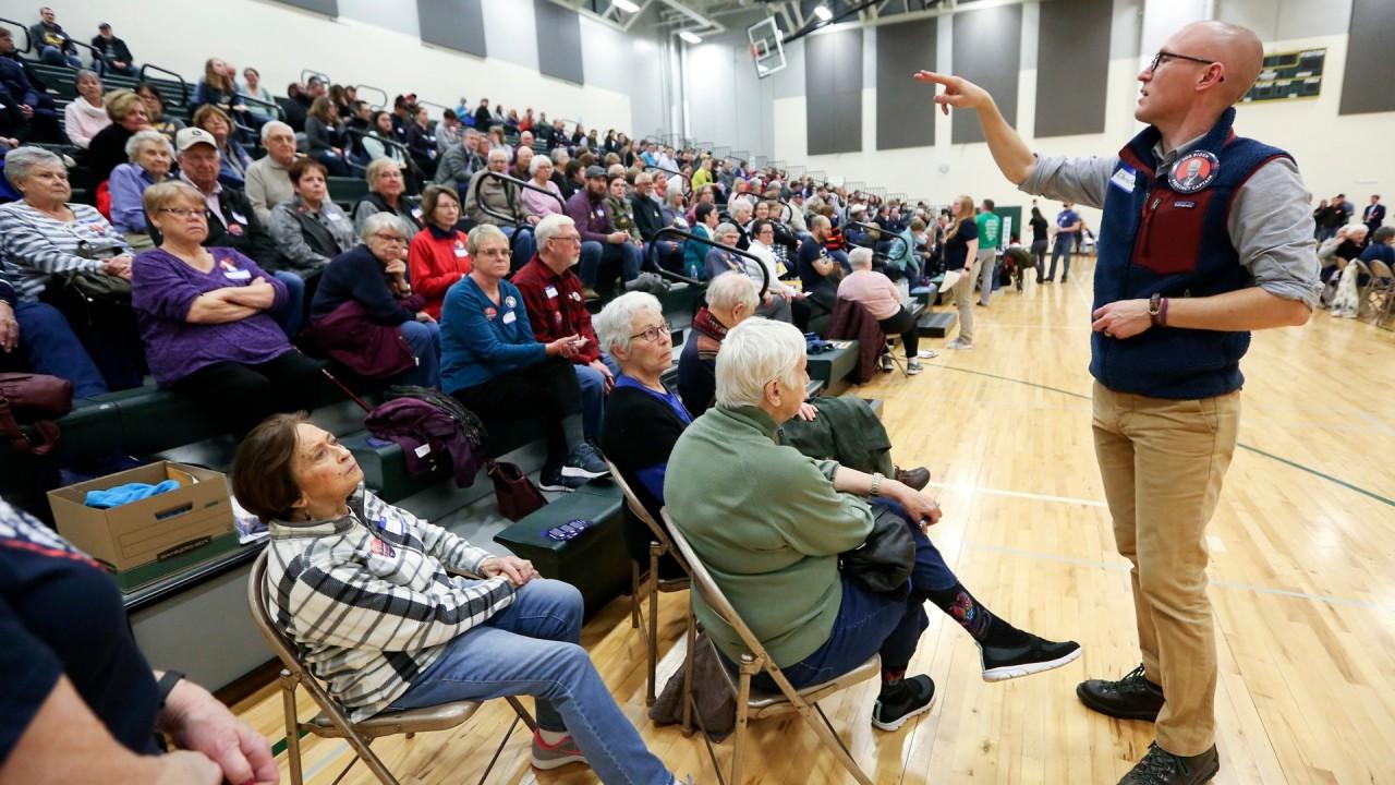 Fox News’ Griff Jenkins reports on the difficulties the Iowa Democratic Party is having in determining caucus results. 