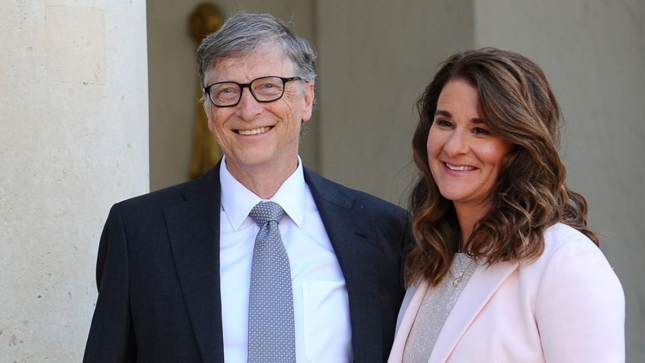 Bill Gates has ordered the first hydrogen powered super-yacht to support clean energy technology and speculation that Google could potentially buy Tesla. FOX Business’ Lauren Simonetti with more. 