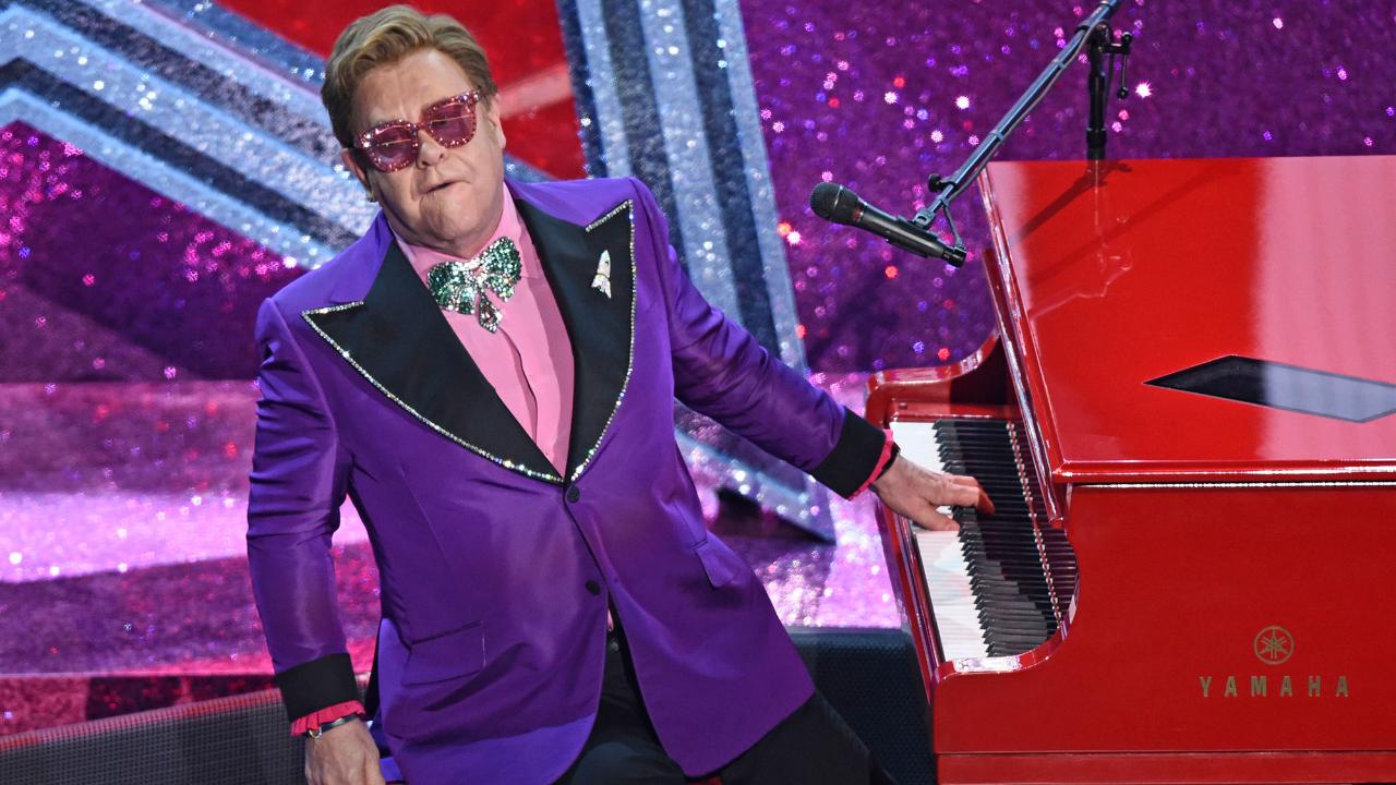 Elton John sick, cuts show short