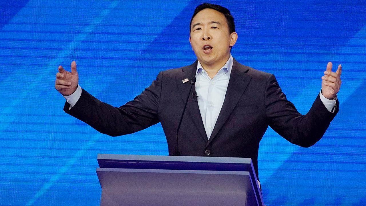 American entrepreneur Andrew Yang announced that he is suspending his campaign while thanking supporters in New Hampshire.