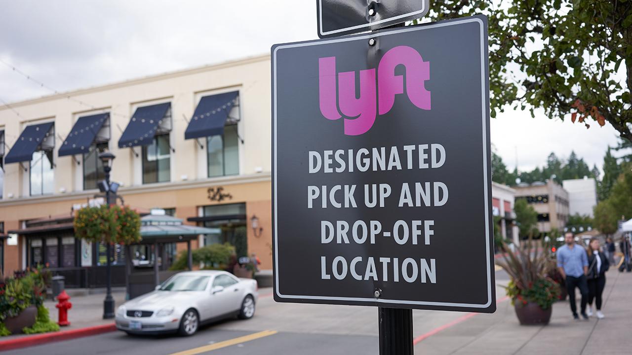 FOX Business’ Susan Li discusses when Lyft will be profitable and how the rideshare company compares to Uber ahead of the release of the Lyft earnings report. 