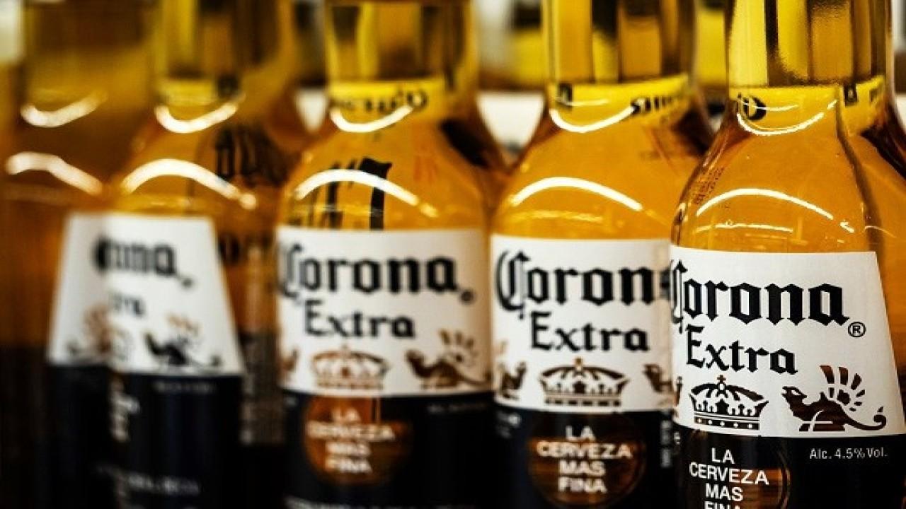A survey revealed 38 percent of people would not buy corona beer due to the coronavirus and many who choose to splurge would not do so in public. FOX Business' Tracee Carrasco with more.