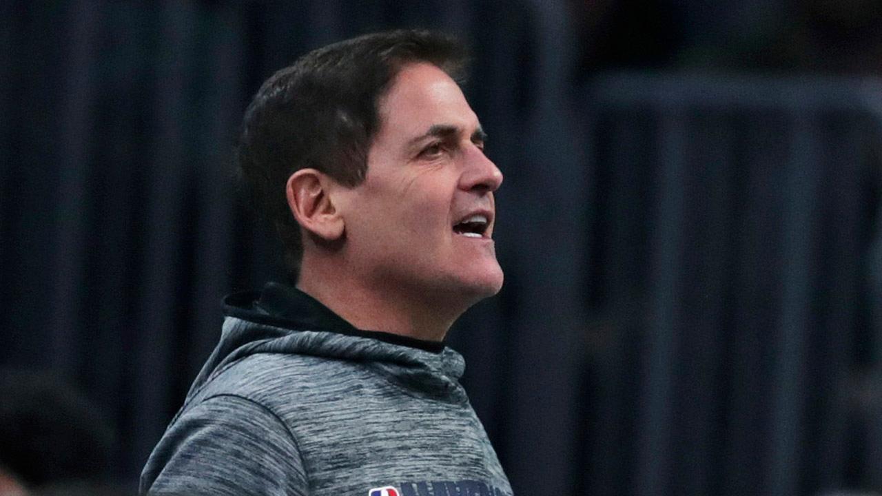 Dallas Mavericks owner Mark Cuban argues President Trump should call out medical mask manufacturer 3M for not producing the number of masks needed during the coronavirus outbreak. 