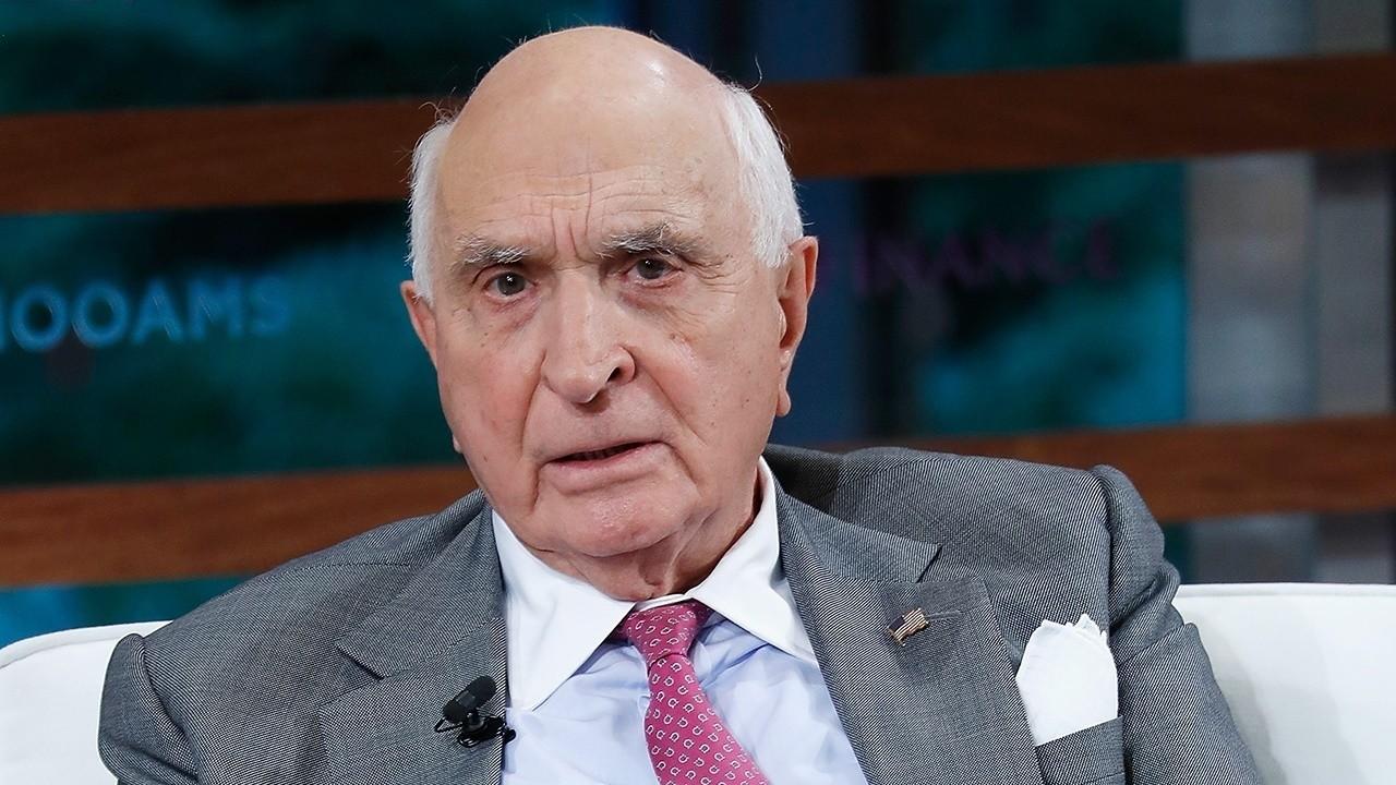 Home Depot co-founder Ken Langone discusses necessary steps Americans should be taking to slow the spread of coronavirus and how the health care system is managing it.