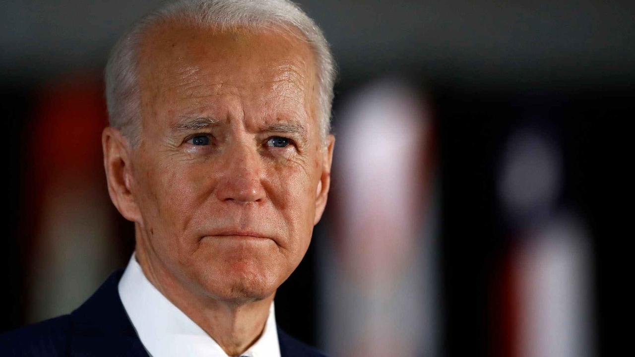 Former vice president and 2020 Democratic presidential candidate Joe Biden slams the Trump administration in their handling of the coronavirus pandemic and provides a plan to tackle the disease. 