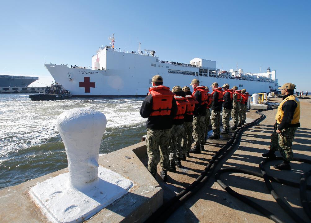 New York Gov. Andrew Cuomo announces President Trump will be sending hospital ships to the U.S.