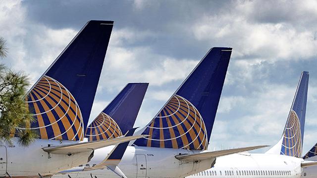 Fox Business Briefs: United Airlines is warning employees to brace for job cuts one day after agreeing to a $5 billion government bailout; more than half a million Zoom accounts hacked with users' personal information now being sold on the dark web.
