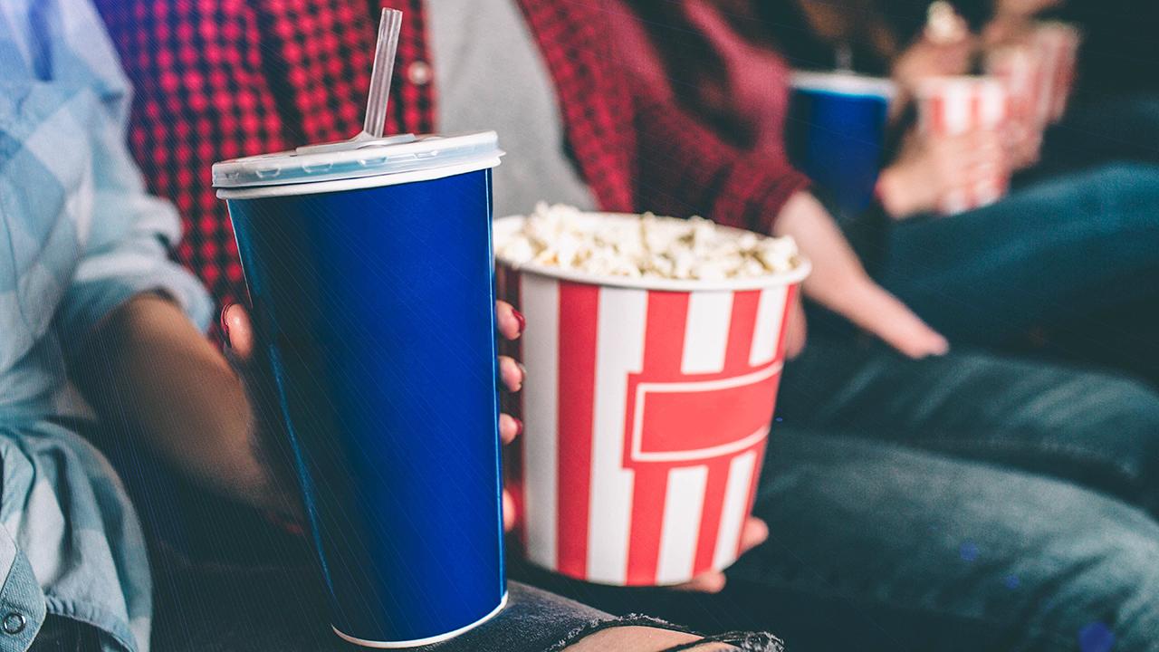 Fox News' Phil Keating discusses how drive-in movie theaters in Florida are making a comeback during the coronavirus pandemic. 