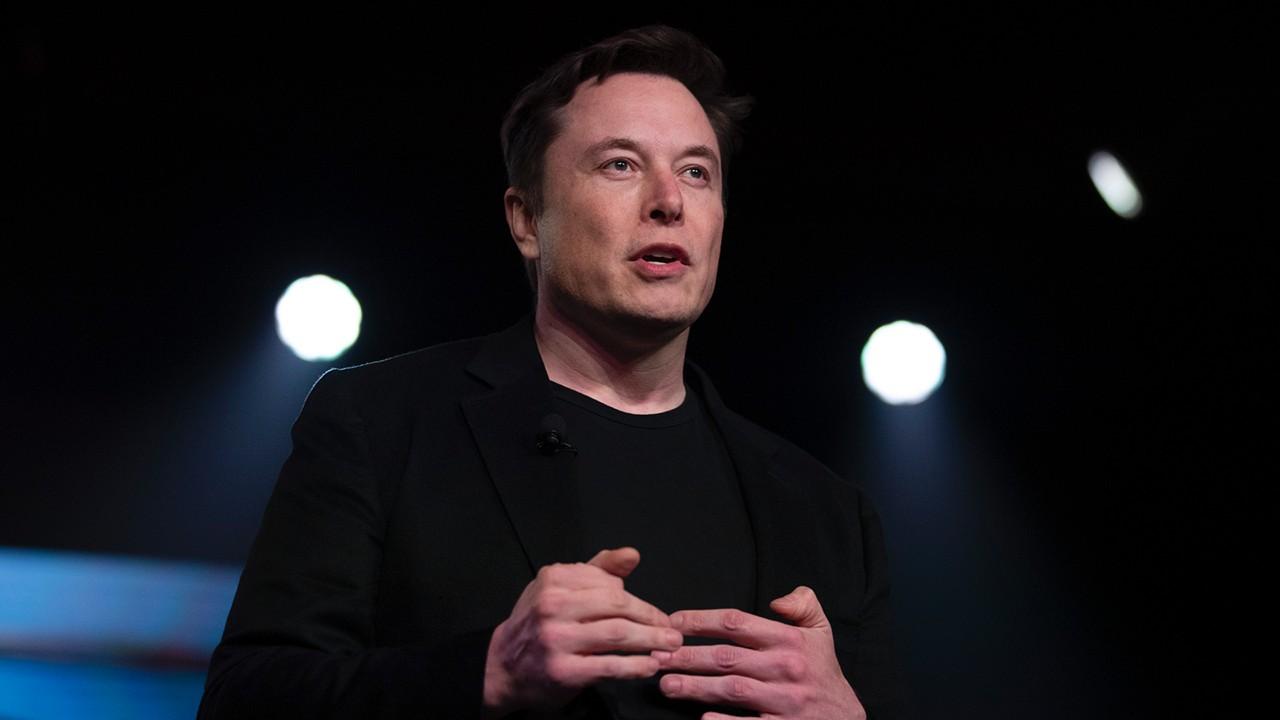 Tesla CEO Elon Musk tweeted that the Tesla stock price is too high and urged the economy to reopen. FOX Business' Susan Li with more.