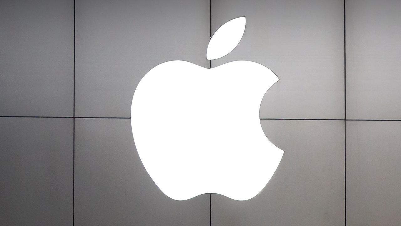 Fox Business Briefs: Apple investing $10 million in coronavirus testing, aiming to make 1 million test kits a week by July; Gap plans to reopen stores and will be adding a plexiglass at registers along with tables at the entrances with hand sanitizer.