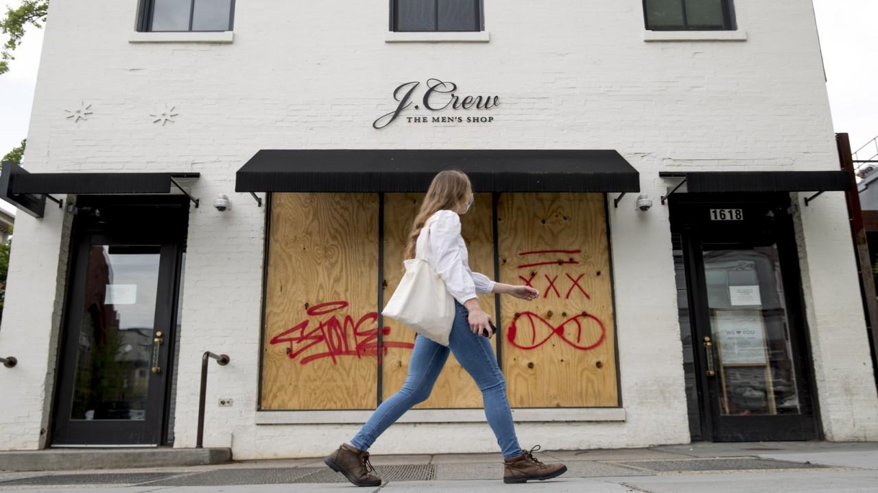 Clothing company  J. Crew becomes the first major retailer to file for bankruptcy during coronavirus. FOX Business' Lauren Simonetti with more.
