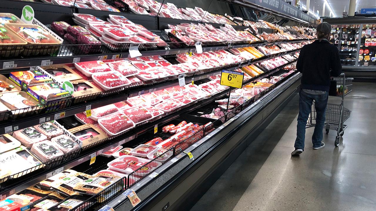 Stew Leonard's President and CEO Stew Leonard on Memorial Day food sales and preventing meat shortages. 