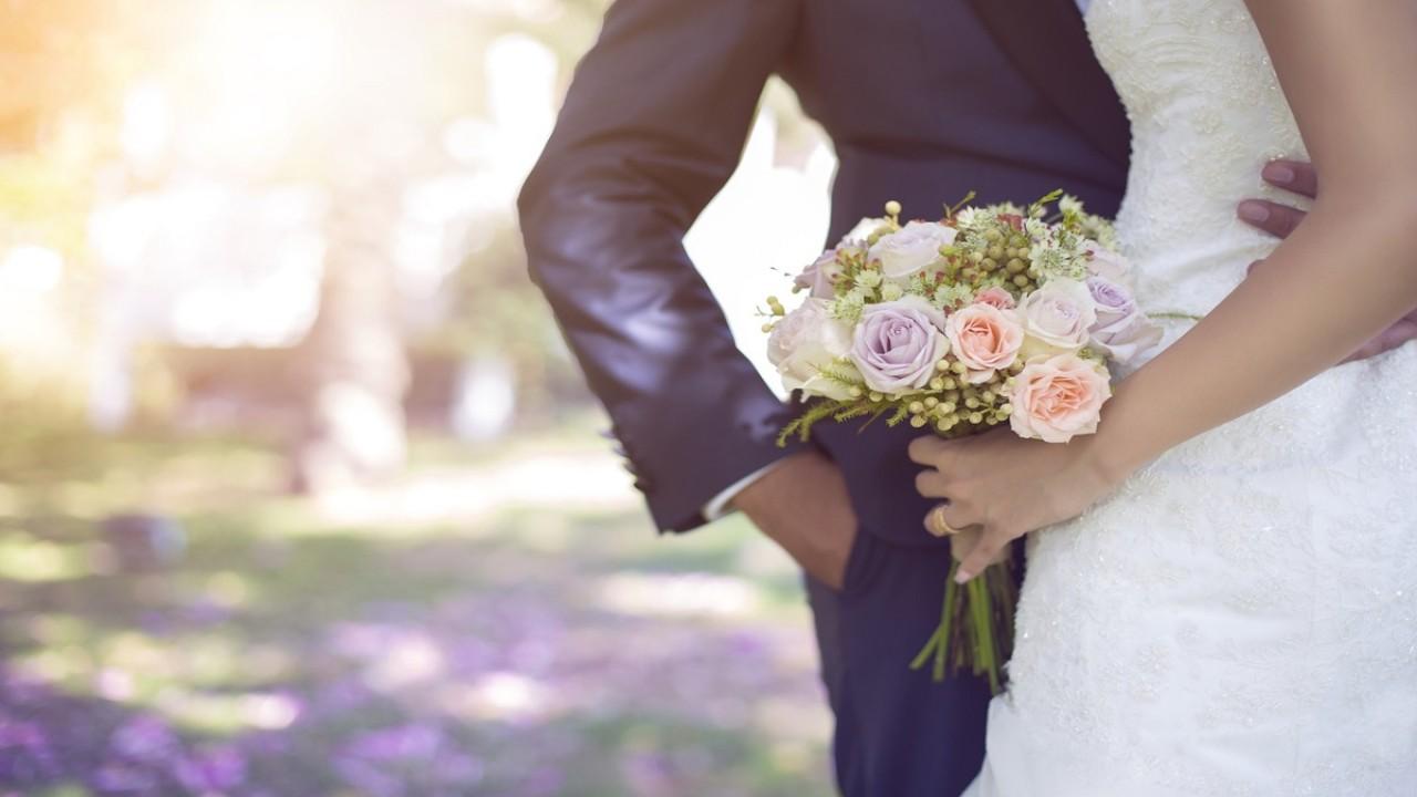FOX Business’ Gerri Willis discusses the growing trend of couples deciding to opt-out of marriage, despite the tax incentives and financial benefits that come with getting married to your significant other.  