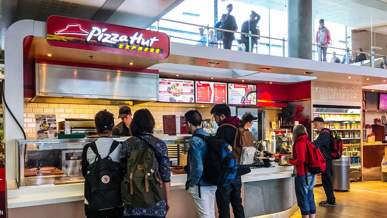 Interim Pizza Hut U.S. President and KFC U.S. President Kevin Hochman discusses implementing digital experiences in Pizza Hut restaurants as the future of the industry.
