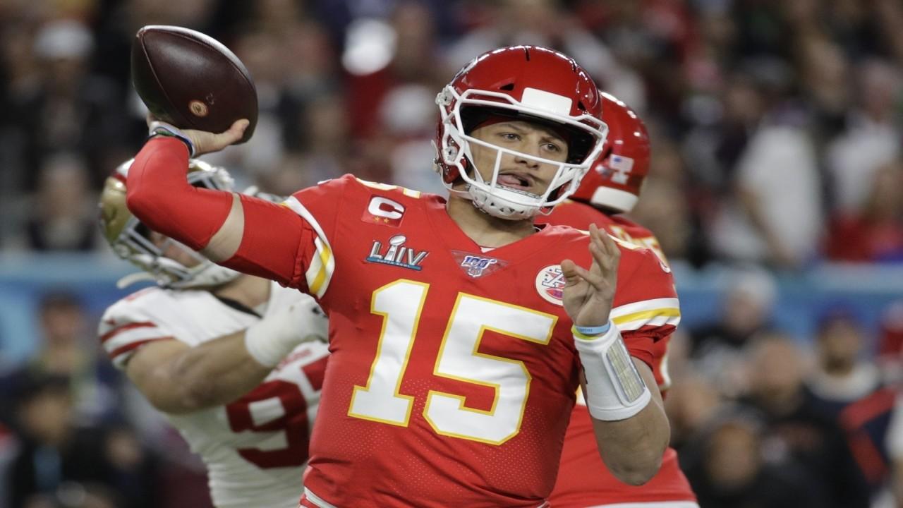 Kansas City Chiefs quarterback Patrick Mahomes was offered a $503M deal but not all payment is guaranteed. FOX Business' Ashley Webster with more.