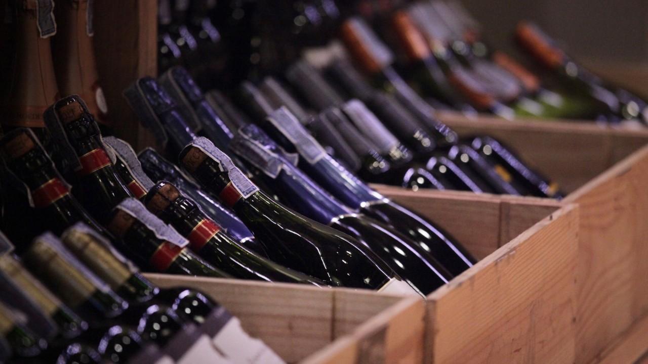 FOX Business' Kristina Partsinevelos reports on how tumbling restaurant sales during the coronavirus pandemic have hurt the wine industry.<br>​​​​​