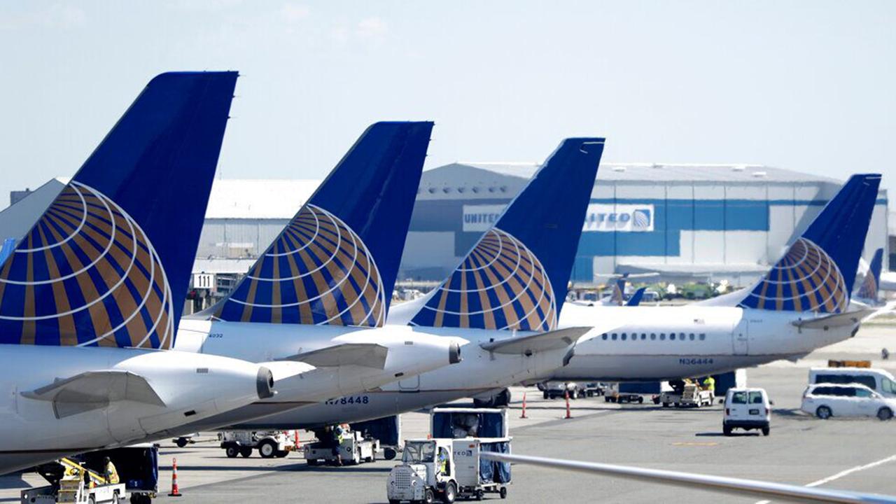 Fox Business Briefs: United Airlines and its pilots' union reaching tentative agreements on early retirement and voluntary furloughs; according to the Wall Street Journal, at least two companies want to become the new owner of Brooks Brothers after the company recently filed for bankruptcy.