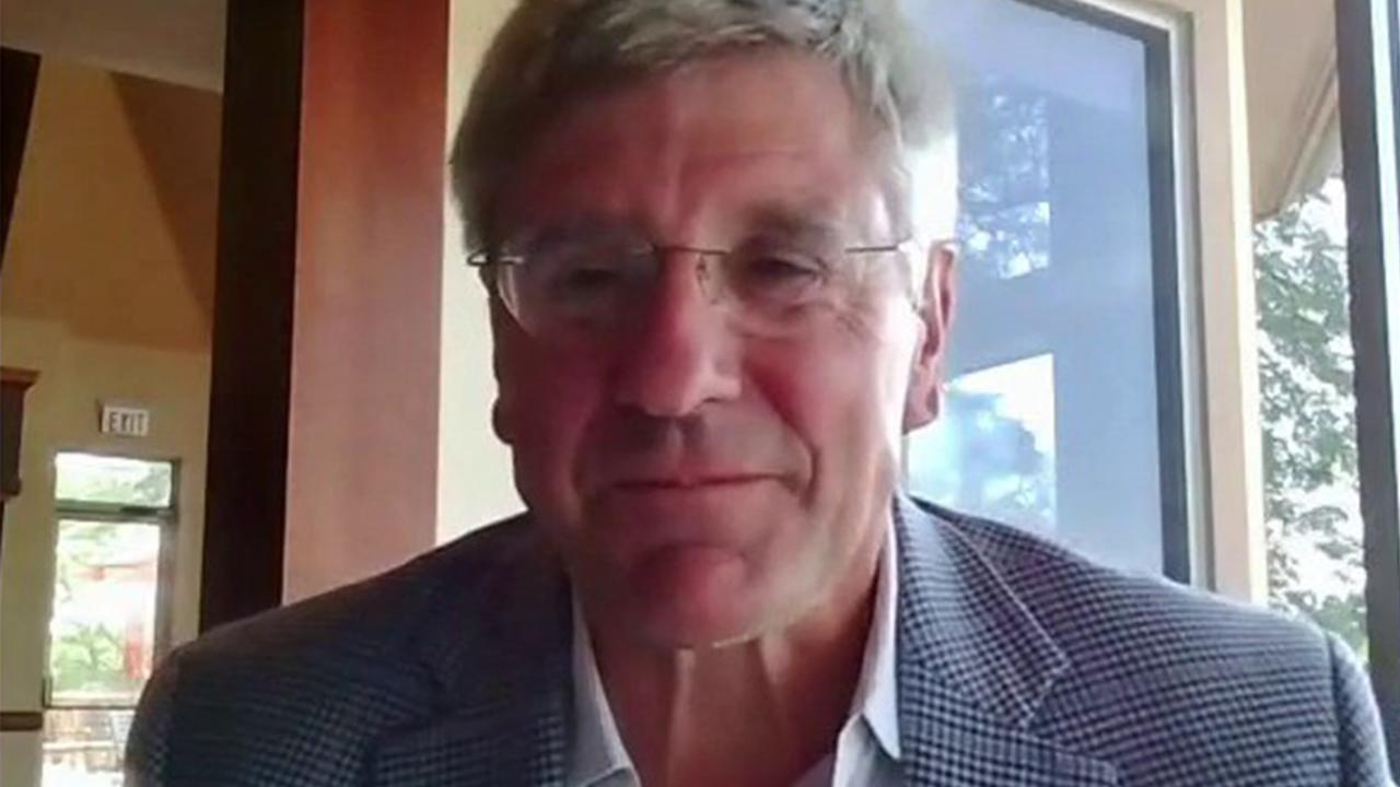 FreedomWorks economist Steve Moore weighs in on unemployment numbers, economic recovery, a payroll tax suspension and the national debt.