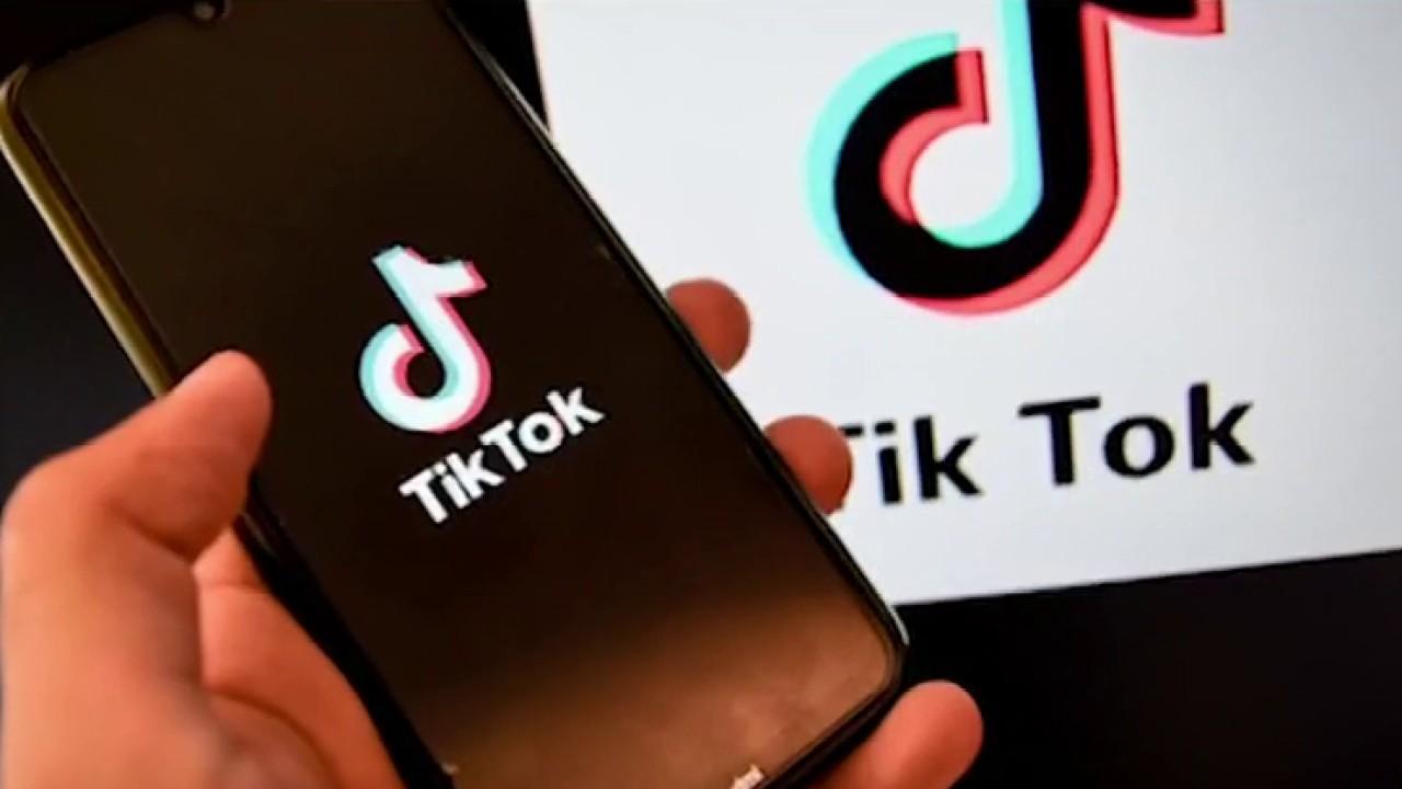 White House trade adviser Peter Navarro says Trump's TikTok executive order was focused on China's data grab and talks about the administration's distrust of China after signing a trade deal with America but not warning the U.S. about coronavirus. 