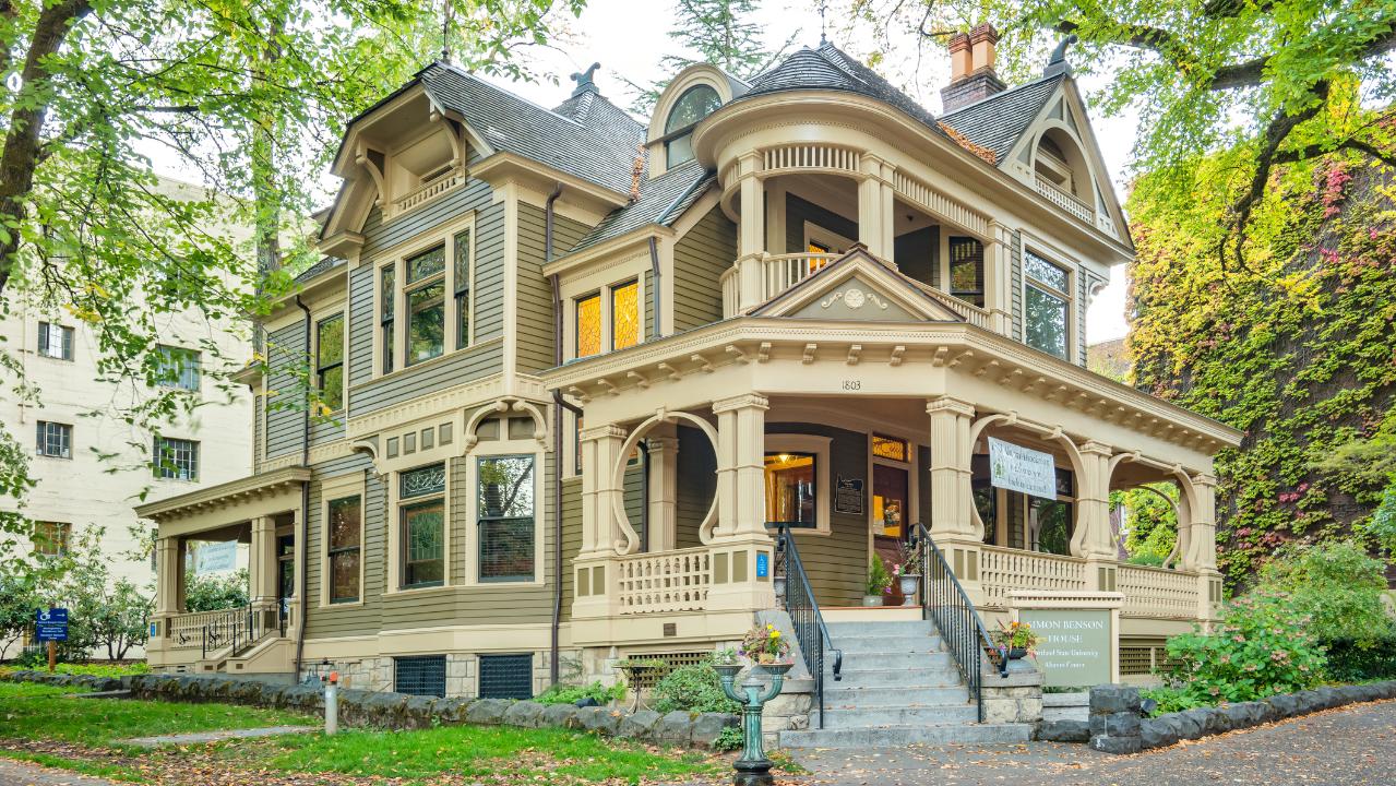 Circa Houses founder Elizabeth Finkelstein discusses how her Instagram account 'Cheap Old Houses' showcases older homes that cost less than $100,000 and why it's exploded in popularity recently.