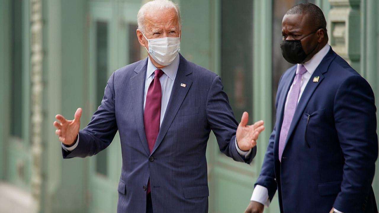 Former Chase chief economist Anthony Chan argues some experts are saying that a Biden presidency would be good for the U.S. economy because they think it would bring additional coronavirus stimulus.