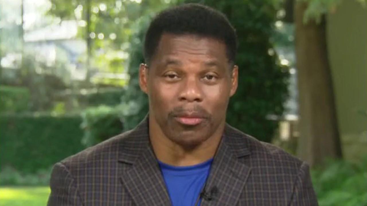 NFL legend Herschel Walker weighs in on social justice messages in the NBA, racism in the U.S., reparations and President Trump condemning White supremacist groups.