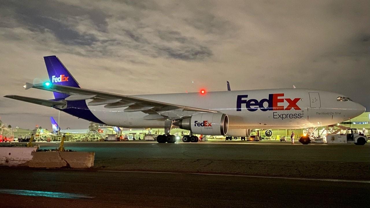 FreedomWorks economist Steve Moore weighs in on FedEx’s earnings report, which shows record earnings, U.S. economic recovery and possible stimulus. 
