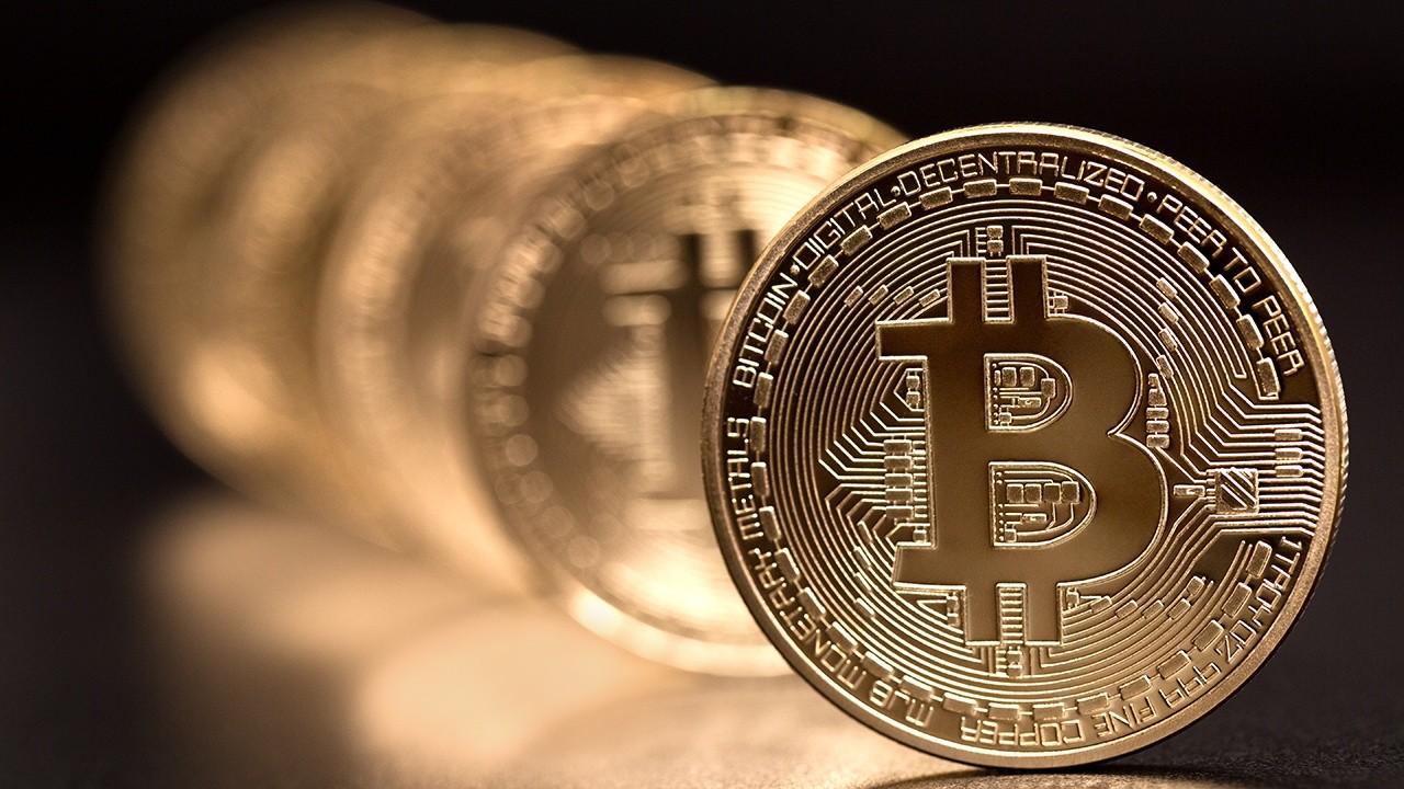First Trust Advisors chief economist Brian Wesbury on the future of bitcoin, the U.S. population and the potential impacts of the Georgia elections. 