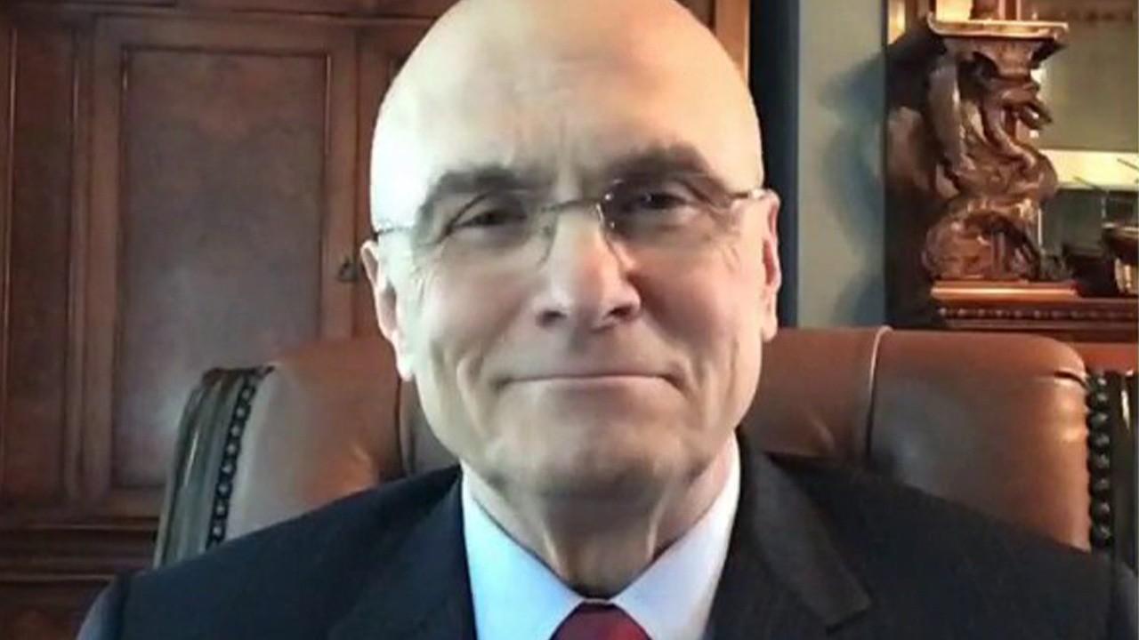 Former CKE Restaurants CEO Andy Puzder argues raising the federal minimum wage would be a ‘disaster’ for American businesses. 