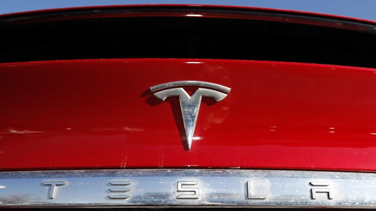 Tesla Could Produce 25k Electric Car Within 3 Years Elon Musk Says Fox Business